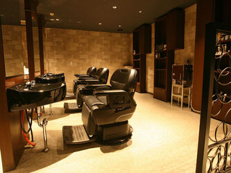 KINGSMAN TOKYO BARBERSHOP　多摩センター本店 | 多摩のヘアサロン
