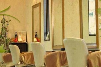 Antiqua Natural made Hair 【アンティカ】 | 米子のヘアサロン Antiqua Natural made Hair 【アンティカ】 | 米子のヘアサロン