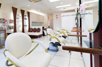 アトリエヘアー・ピークス | 橿原のヘアサロン アトリエヘアー・ピークス | 橿原のヘアサロン