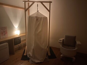 YURA YURA MATERNITY HOUSE