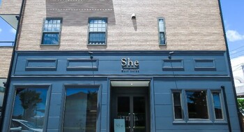 大人の女性のヘアサロンShe 浜松大平台店